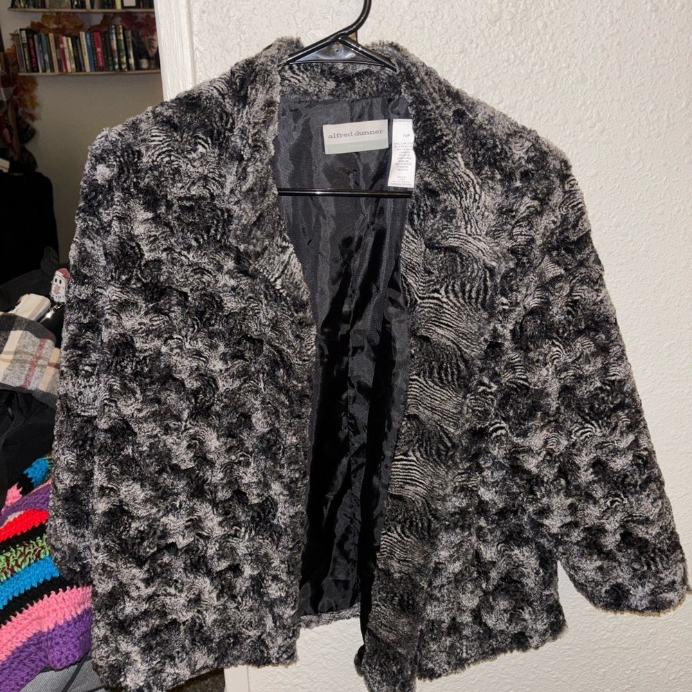Alfred Dunner Black and Gray Teddy Jacket Size 10P